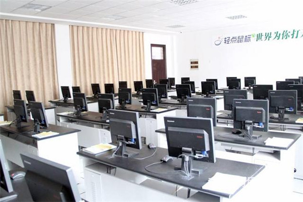 课课网络科技 引领未来的网络技术服务先锋